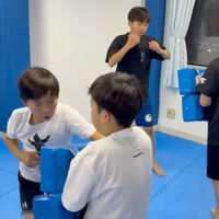 動画サムネイル